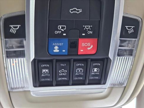 Used 2019 RAM 1500 Limited AWD/4WD image 19