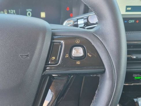 Certified 2024 Lincoln Corsair AWD image 20
