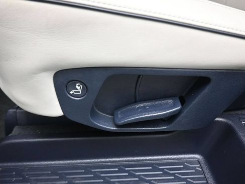 Used 2022 Hyundai Palisade Limited FWD image 38