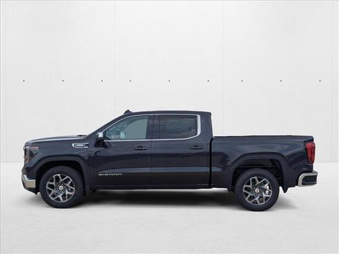 New 2025 GMC Sierra 1500 SLE image 5