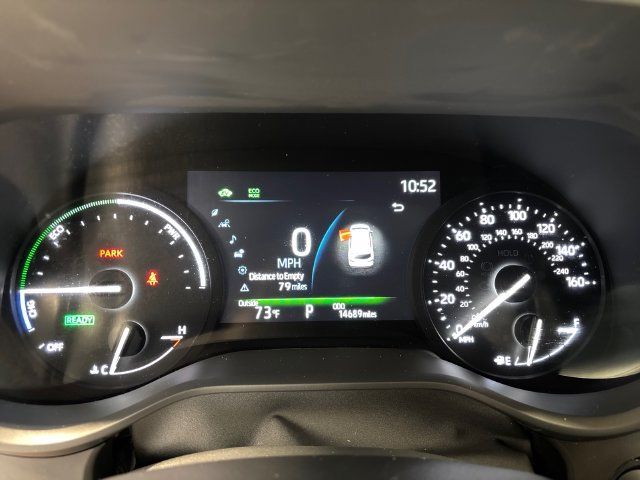Used 2026 Toyota Sienna XLE FWD image 10