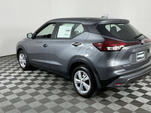 New 2025 Nissan Kicks Play S FWD image 6