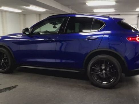 Used 2020 Alfa Romeo Stelvio AWD w/ Nero Edizione image 6