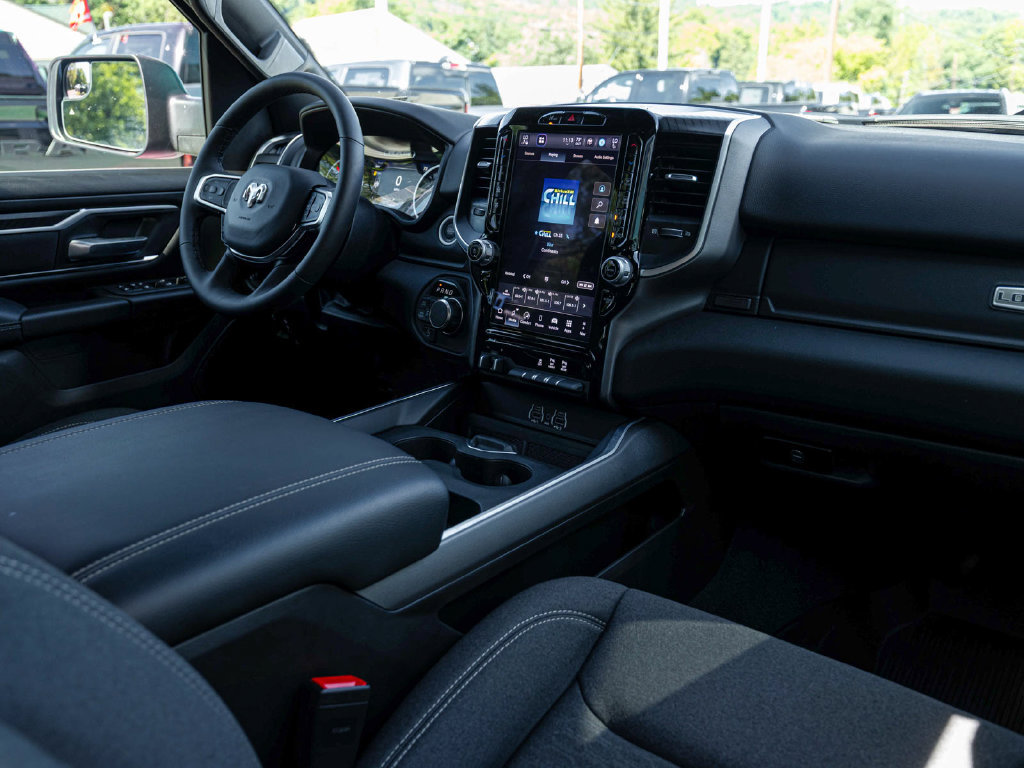 Used 2026 RAM 1500 Lone Star AWD/4WD image 32