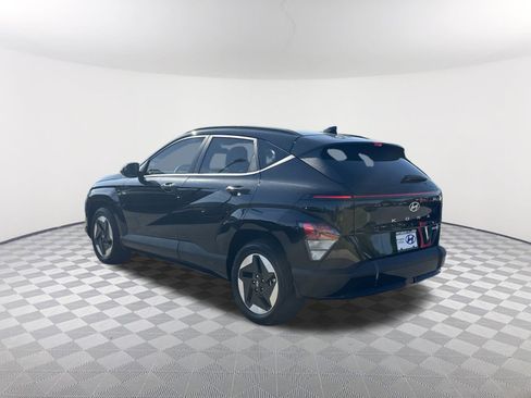 Used 2024 Hyundai Kona SEL FWD image 9
