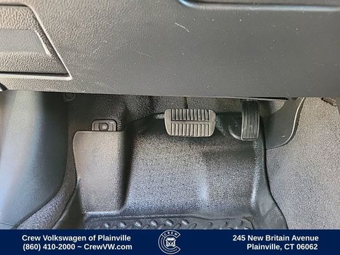 Used 2016 Subaru Outback 2.5i Premium AWD/4WD image 40