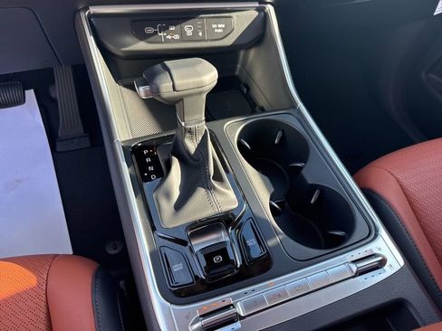 New 2026 Kia Carnival SX Prestige FWD image 50