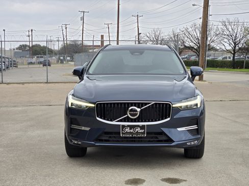 Used 2023 Volvo XC60 B5 Core w/ Climate Package image 6