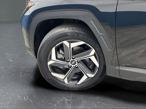 Used 2024 Hyundai Tucson Limited image 36