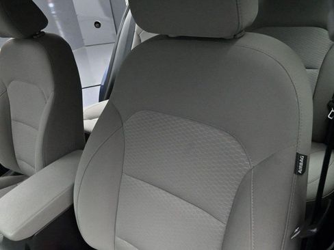 Used 2020 Hyundai Elantra Value Edition FWD image 13