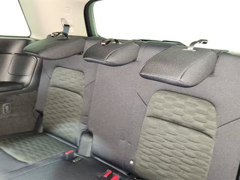 New 2025 Nissan Pathfinder SV image 22