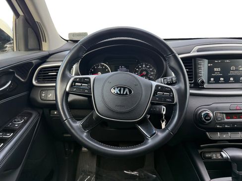 Used 2020 Kia Sorento LX w/ LX I4 Convenience Package image 12
