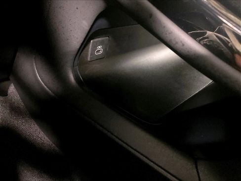 Used 2023 Land Rover Range Rover Sport SE image 28