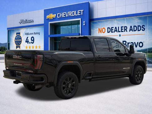 Used 2025 GMC Sierra 2500 AT4 w/ AT4 Premium Plus Package AWD/4WD image 7