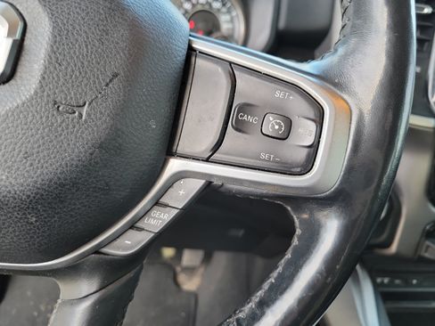 Used 2019 RAM 1500 Big Horn AWD/4WD image 24