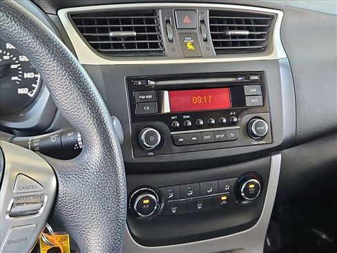 Used 2015 Nissan Sentra S FWD image 13