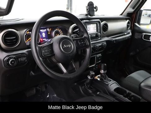 Used 2021 Jeep Wrangler Unlimited Sport AWD/4WD image 18