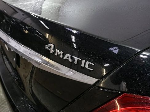 Used 2017 Mercedes-Benz E 300 4MATIC image 10