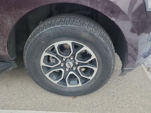 Used 2024 Ford Expedition XLT image 2