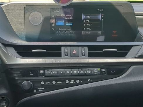 Used 2019 Lexus ES 350 w/ Accessory Package 2 FWD image 16