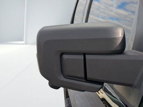 Used 2023 Ford F150 Lightning XLT image 10