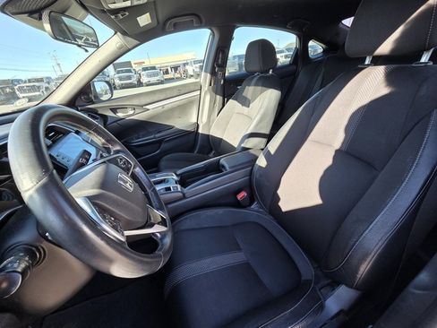 Used 2019 Honda Civic Sport image 22