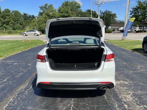 Used 2016 Kia Optima EX image 28