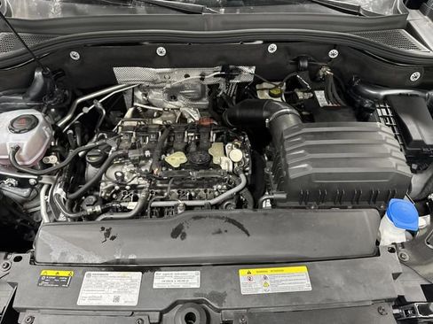 Used 2024 Volkswagen Atlas SEL image 40