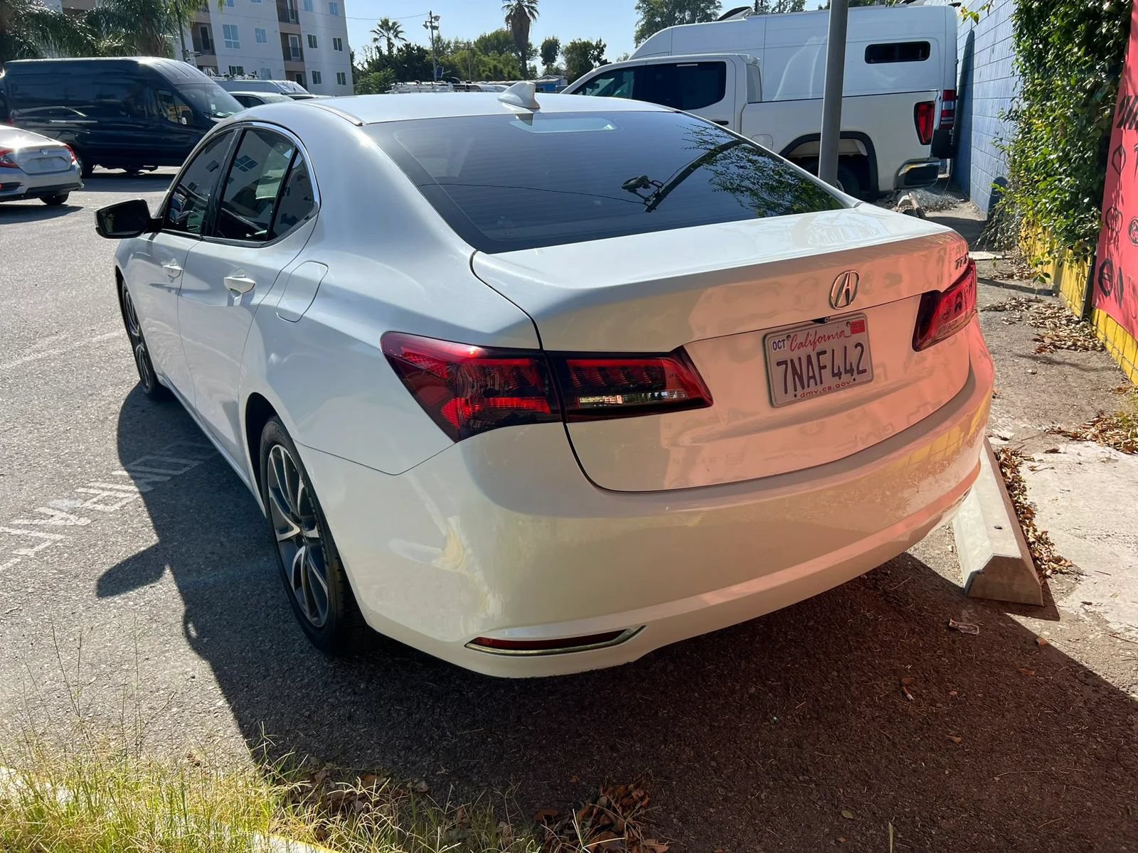 Used 2015 Acura TLX w/ Technology Package FWD image 7