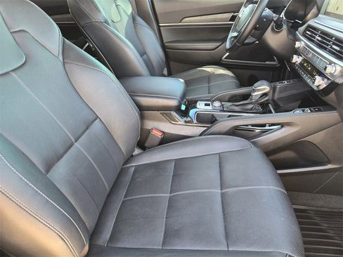 Used 2022 Kia Telluride EX w/ EX Premium Package image 19