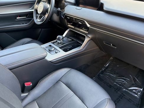 Used 2024 MAZDA CX-90 Plug-In Hybrid w/ Premium Pkg AWD/4WD image 16