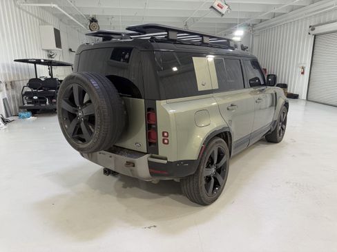 Used 2023 Land Rover Defender 110 X-Dynamic SE AWD/4WD image 5