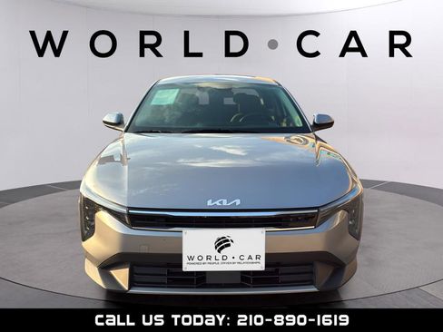 Used 2025 Kia K4 EX FWD image 4