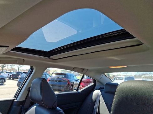 Certified 2023 Nissan Altima 2.5 SR w/ SR Premium Package image 14