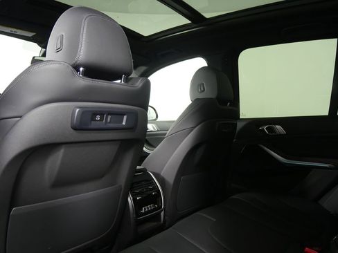 Used 2021 BMW X5 xDrive40i w/ Convenience Package image 19