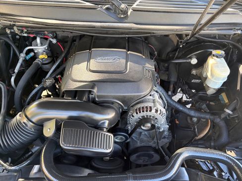 Used 2008 Cadillac Escalade EXT AWD/4WD image 23