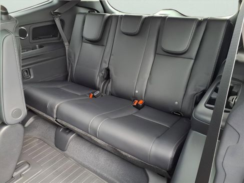 New 2026 Subaru Ascent Limited image 6