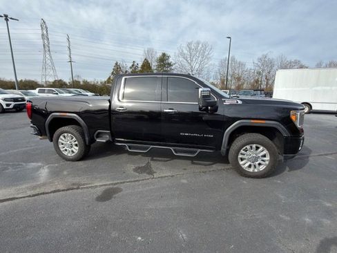 Used 2021 GMC Sierra 2500 Denali w/ Technology Package image 14