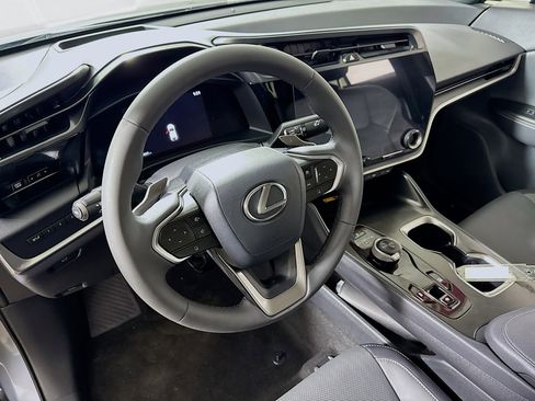 Used 2025 Lexus RZ 450e w/ Technology Package image 12