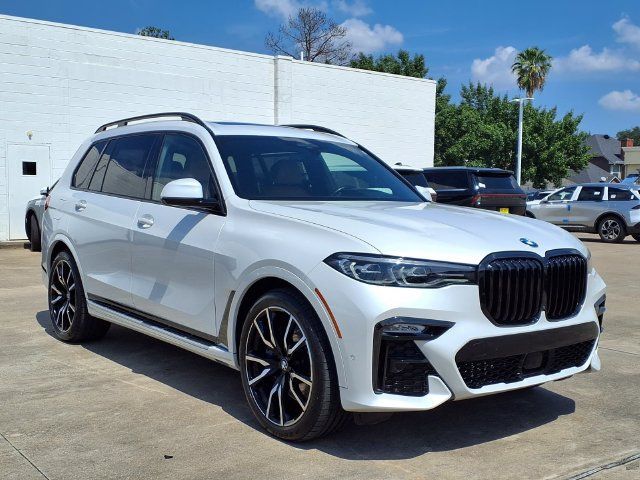Used 2021 BMW X7 xDrive40i w/ M Sport Package AWD/4WD image 20