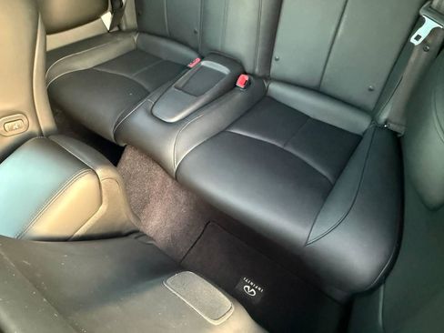 Used 2012 INFINITI G37 Convertible w/ Premium Pkg RWD image 20