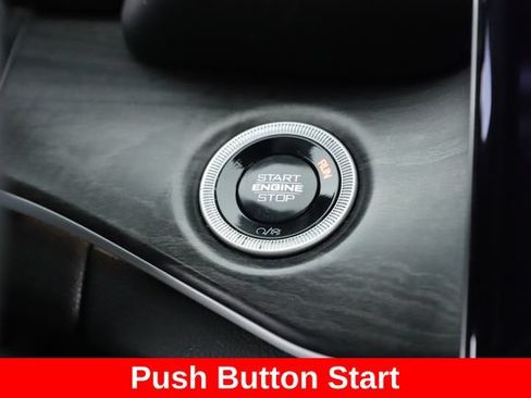 Used 2025 Jeep Grand Cherokee L Limited AWD/4WD image 23