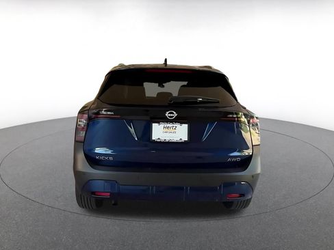 Used 2026 Nissan Kicks SV w/ Cold Weather Package AWD/4WD image 12
