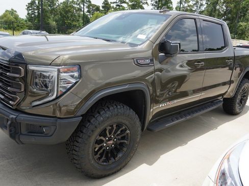 Used 2023 GMC Sierra 1500 AT4X AWD/4WD image 5