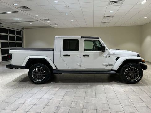 Used 2022 Jeep Gladiator Overland w/ Popular Equipment Package image 6