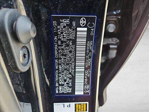 Used 2024 Toyota Corolla SE FWD image 24