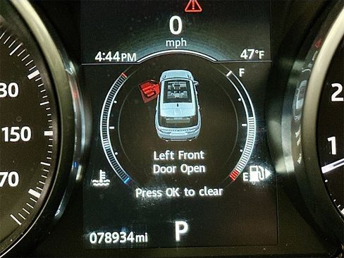 Used 2016 Land Rover Range Rover Sport HSE image 13