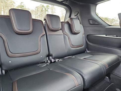 New 2025 Nissan Armada SL image 12