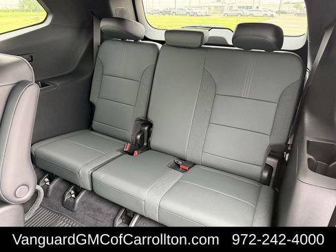 New 2026 GMC Acadia AT4 w/ LPO, Floor Liner Package AWD/4WD image 24