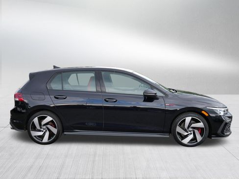 Certified 2022 Volkswagen GTI SE FWD image 8
